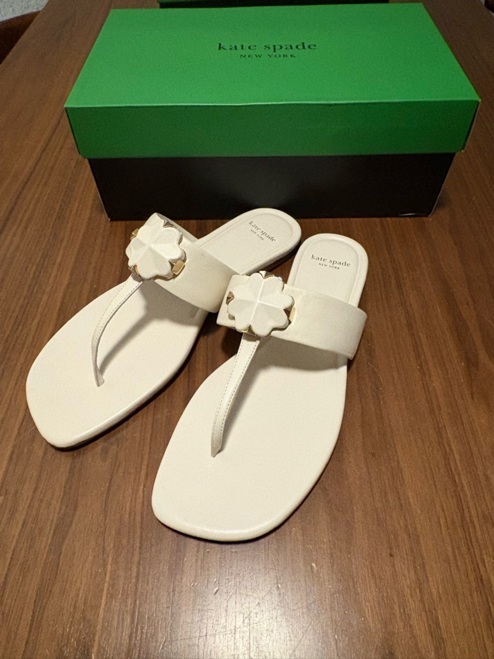 kate spade White Floral Thong Sandals with Gold Accents - Picture 3 of 6
